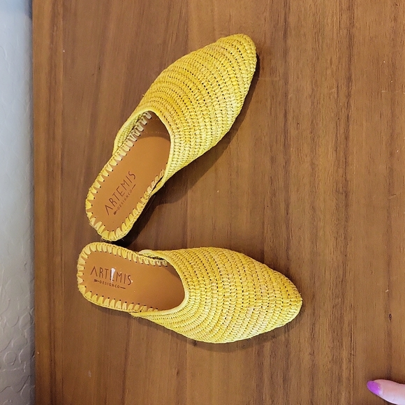 Artemis Design Co. Raffia Babouche  Mules Yellow Exclusive Madewell Size 8 - Picture 3 of 9